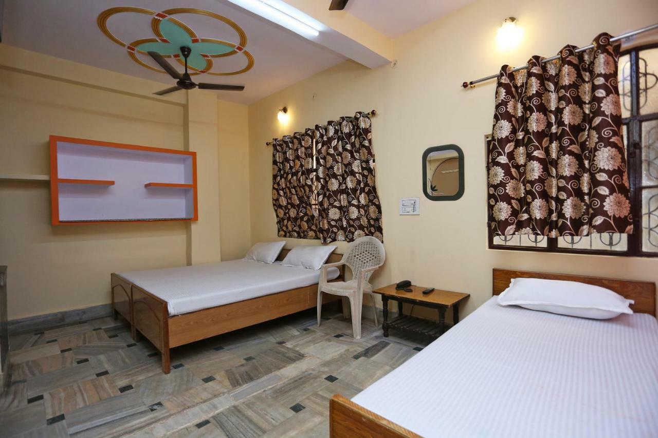Spot On 45585 Hotel Aakash Ganga Βαρανάσι Εξωτερικό φωτογραφία