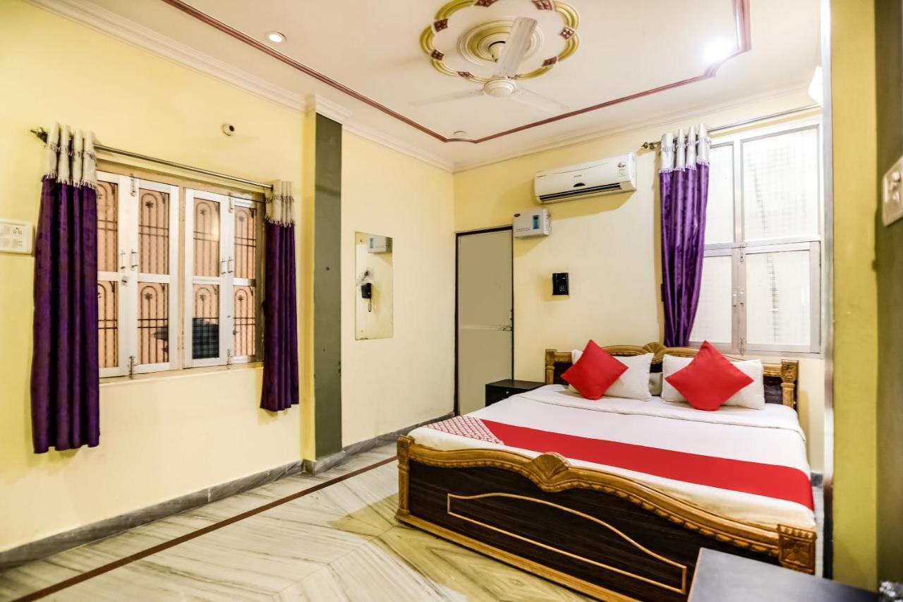 Spot On 45585 Hotel Aakash Ganga Βαρανάσι Εξωτερικό φωτογραφία