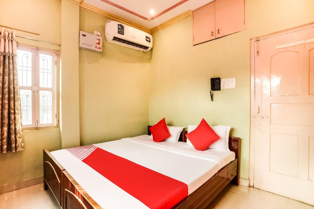 Spot On 45585 Hotel Aakash Ganga Βαρανάσι Εξωτερικό φωτογραφία